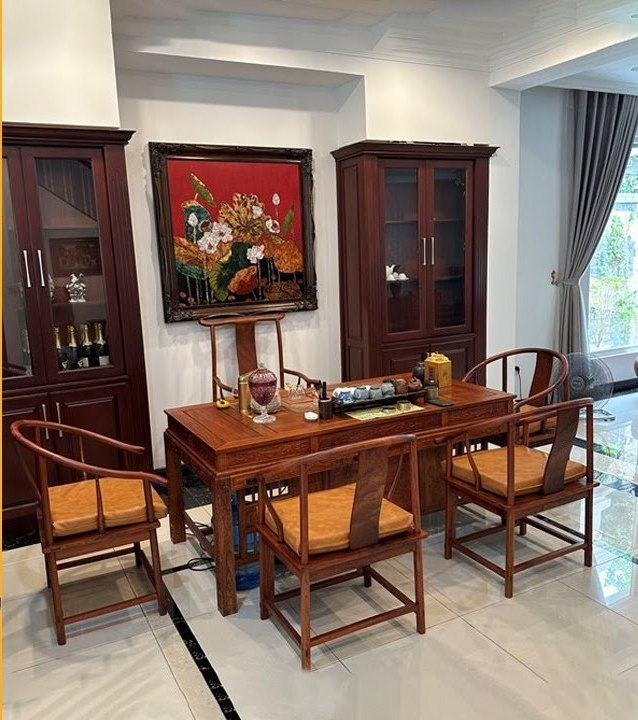 Một góc trà gỗ hương do Đồ gỗ Thọ Phương hoàn thiện tại nhà khách